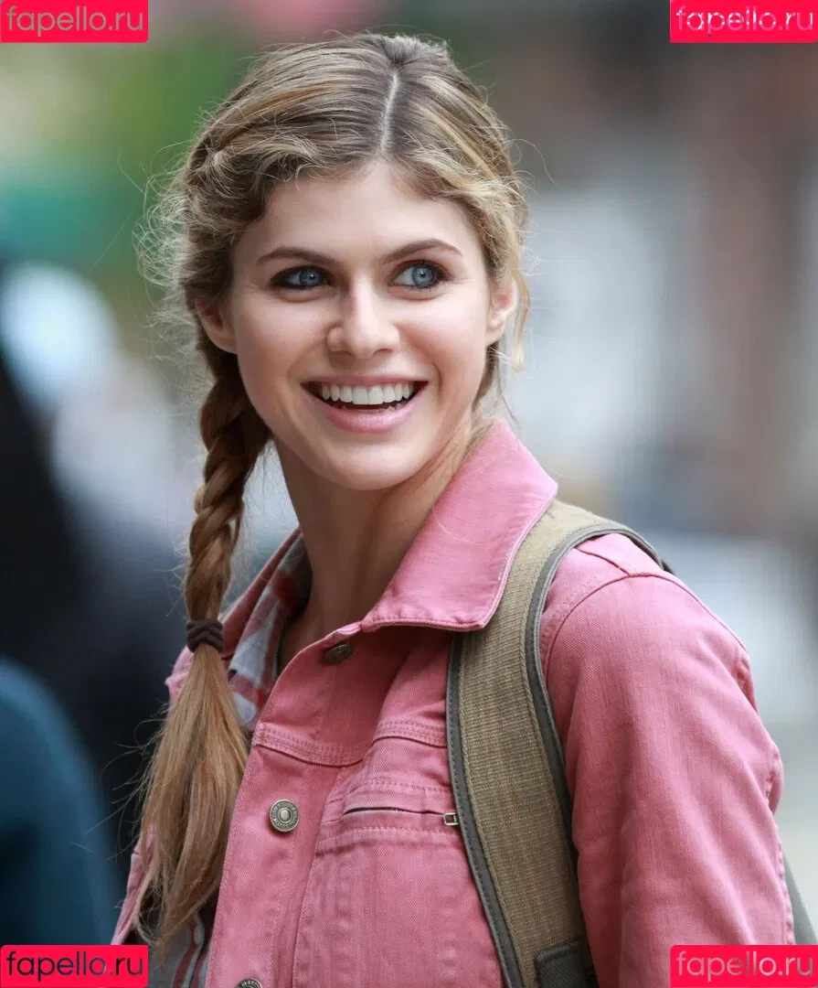 Alexandra Daddario / alexandradaddario Onlyfans Photo Gallery 