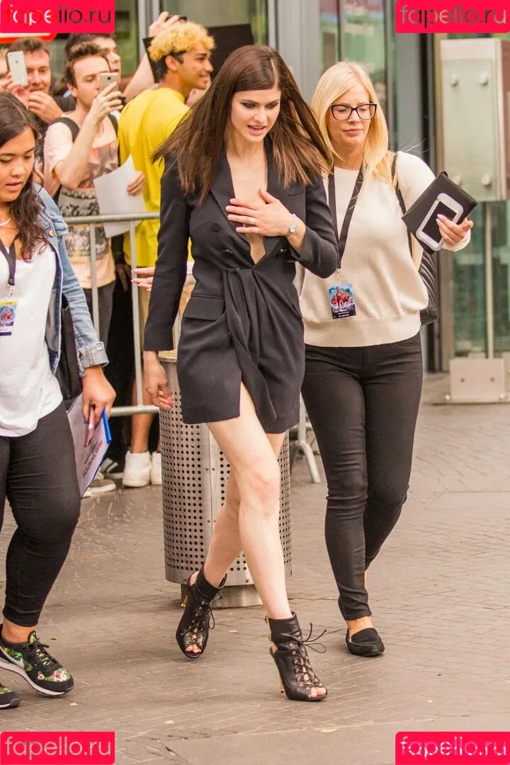 Alexandra Daddario / alexandradaddario Onlyfans Photo Gallery 