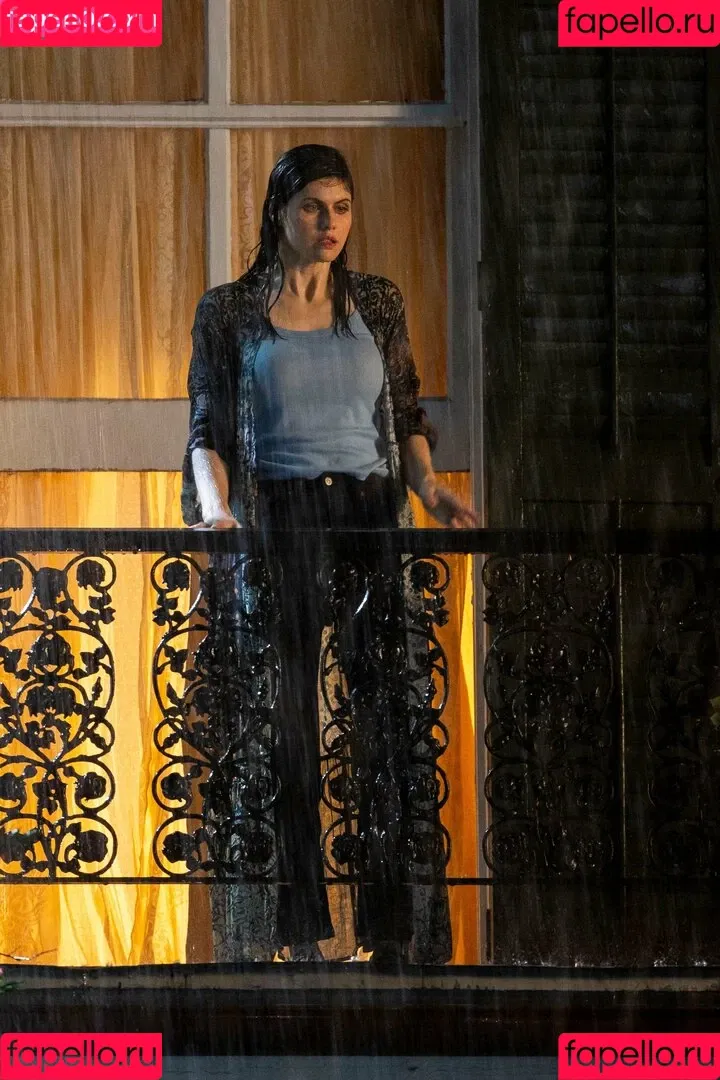Alexandra Daddario / alexandradaddario Onlyfans Photo Gallery 