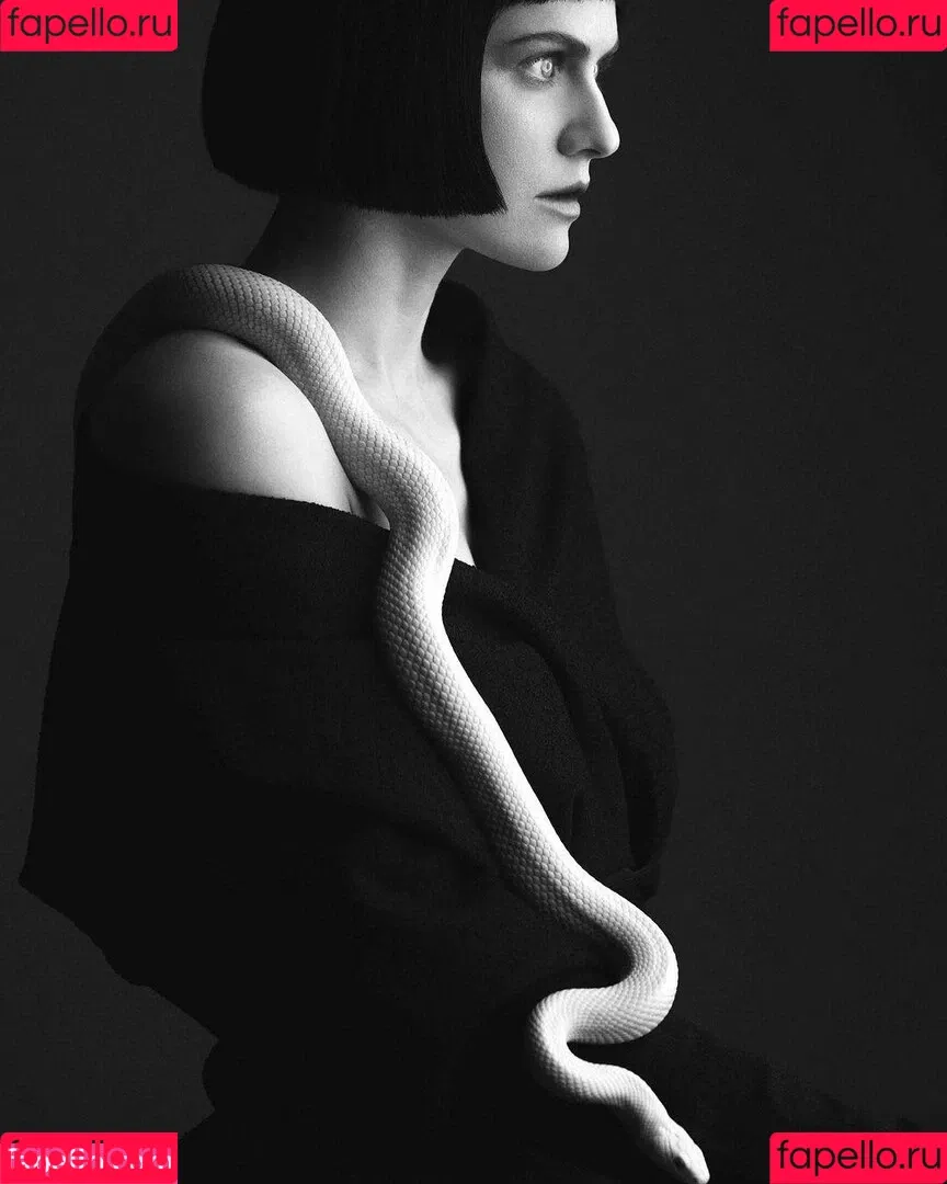 Alexandra Daddario / alexandradaddario Onlyfans Photo Gallery 