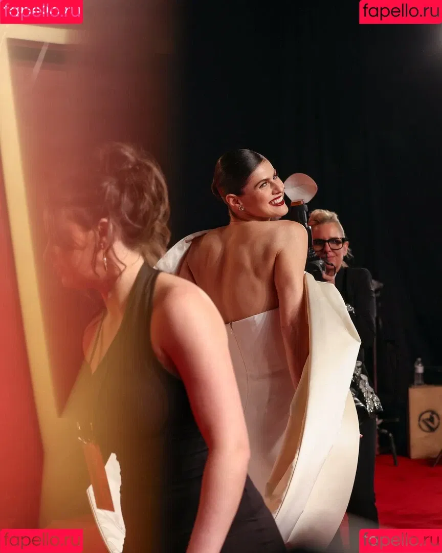 Alexandra Daddario / alexandradaddario Onlyfans Photo Gallery 