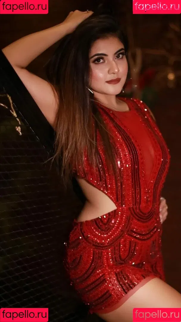 Twinkle Sharma Onlyfans Photo Gallery 