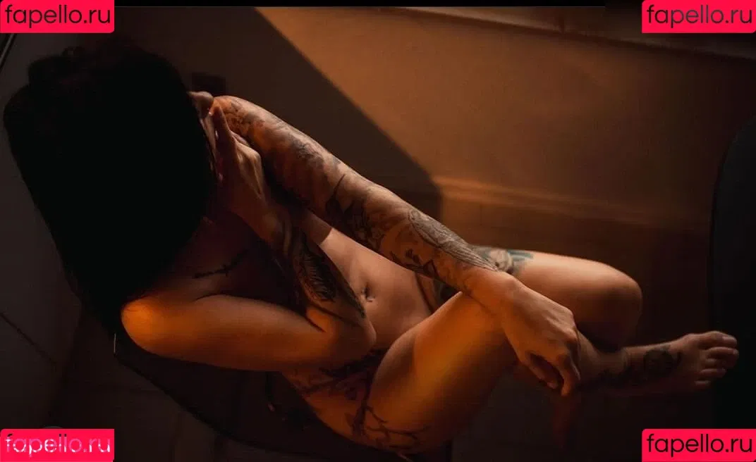 bella_vita88 / i.n.k.e.d_b.e.l.l.a / inked_bella88 Onlyfans Photo Gallery 