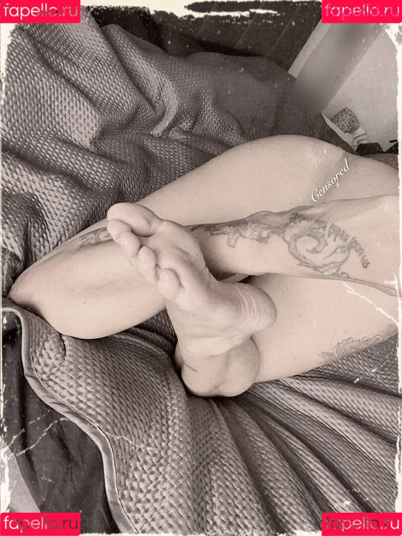 bella_vita88 / i.n.k.e.d_b.e.l.l.a / inked_bella88 Onlyfans Photo Gallery 