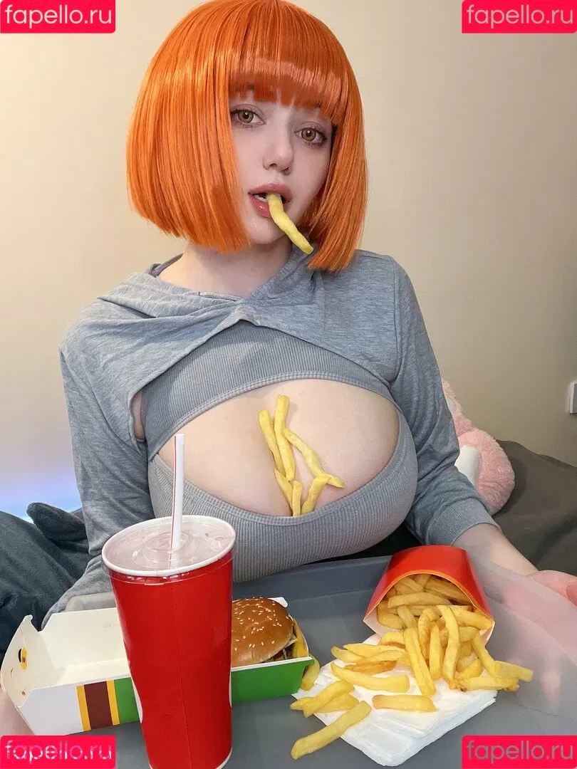 Alina Becker / AlinaBecker / abecker_cos / alina_becker / japp_leack Onlyfans Photo Gallery 