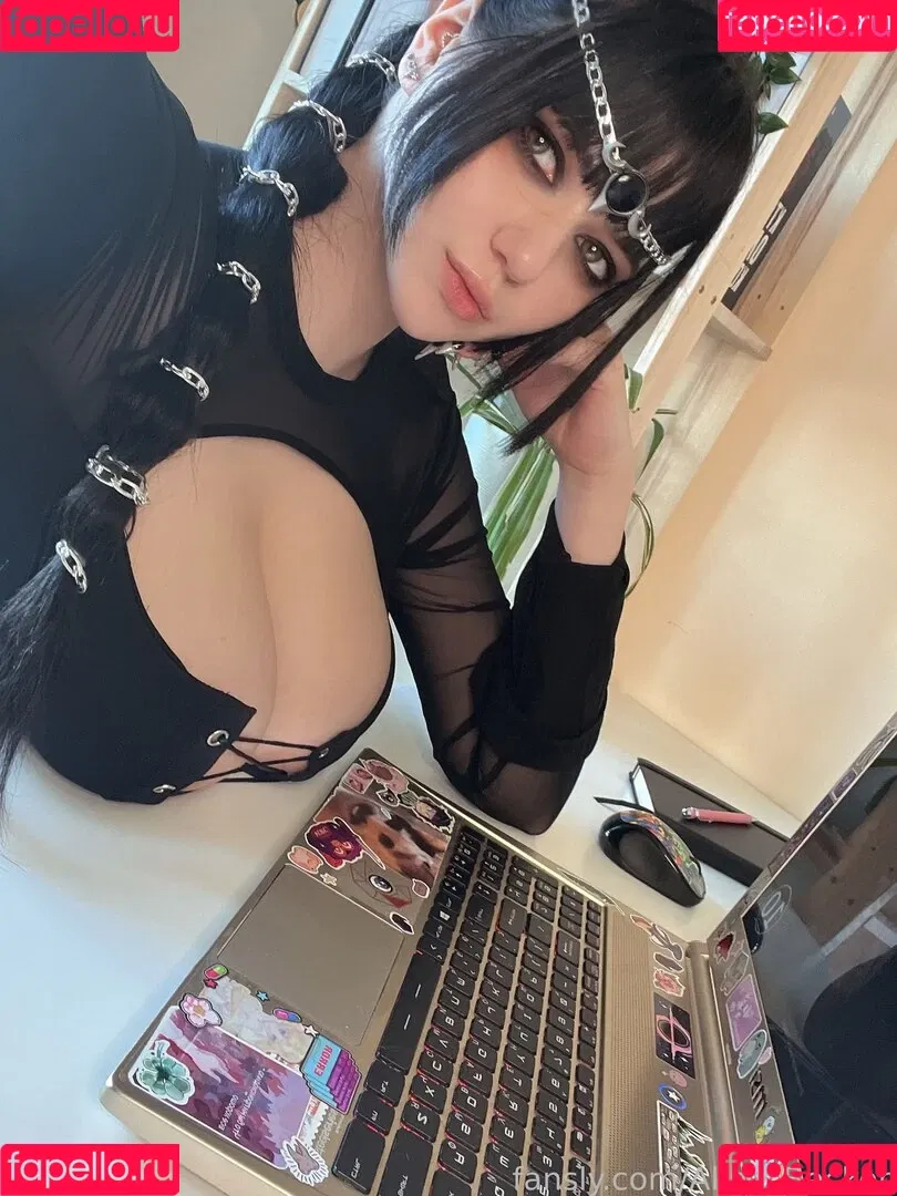 Alina Becker / AlinaBecker / abecker_cos / alina_becker / japp_leack Onlyfans Photo Gallery 