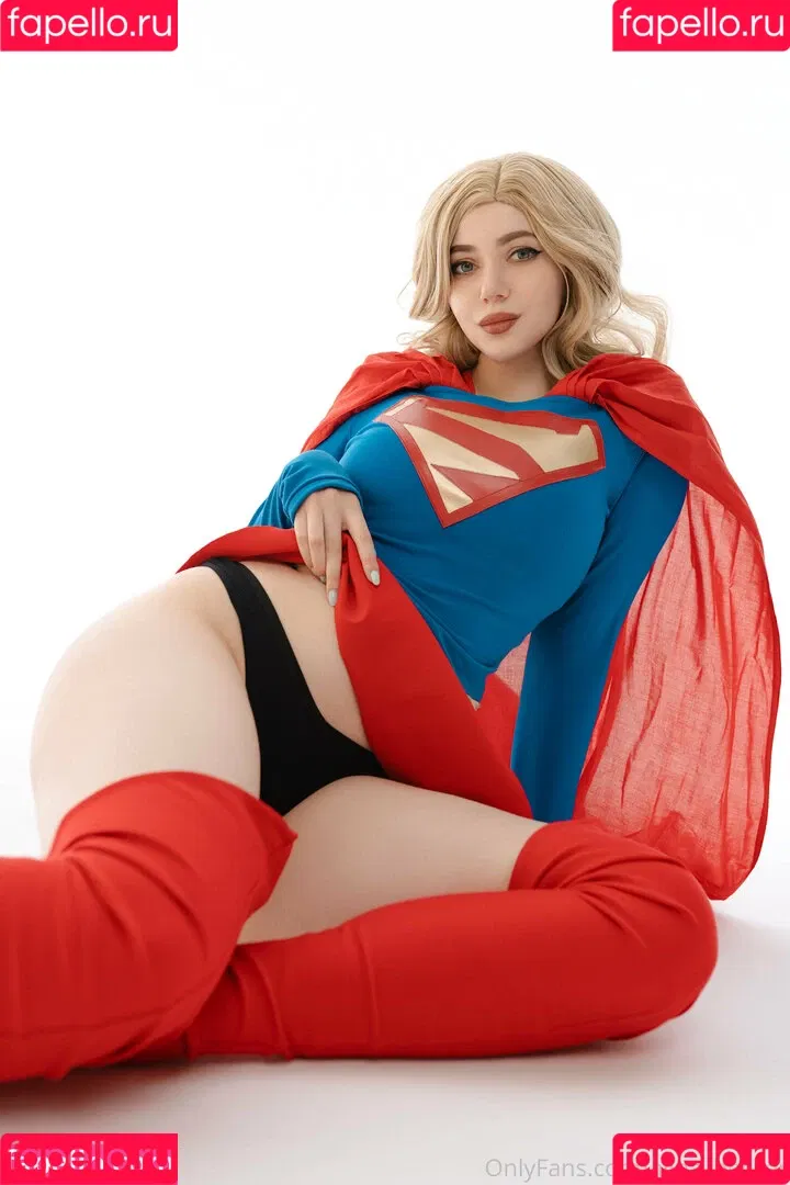 Alina Becker / AlinaBecker / abecker_cos / alina_becker / japp_leack Onlyfans Photo Gallery 