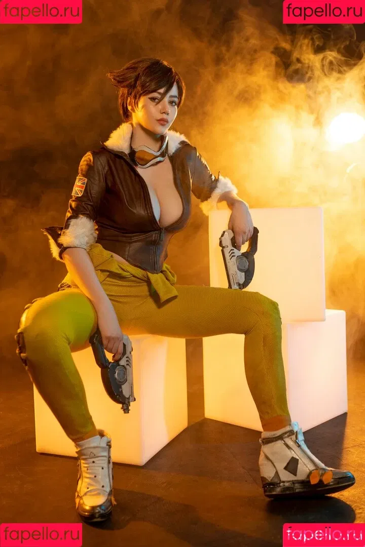 Alina Becker / AlinaBecker / abecker_cos / alina_becker / japp_leack Onlyfans Photo Gallery 