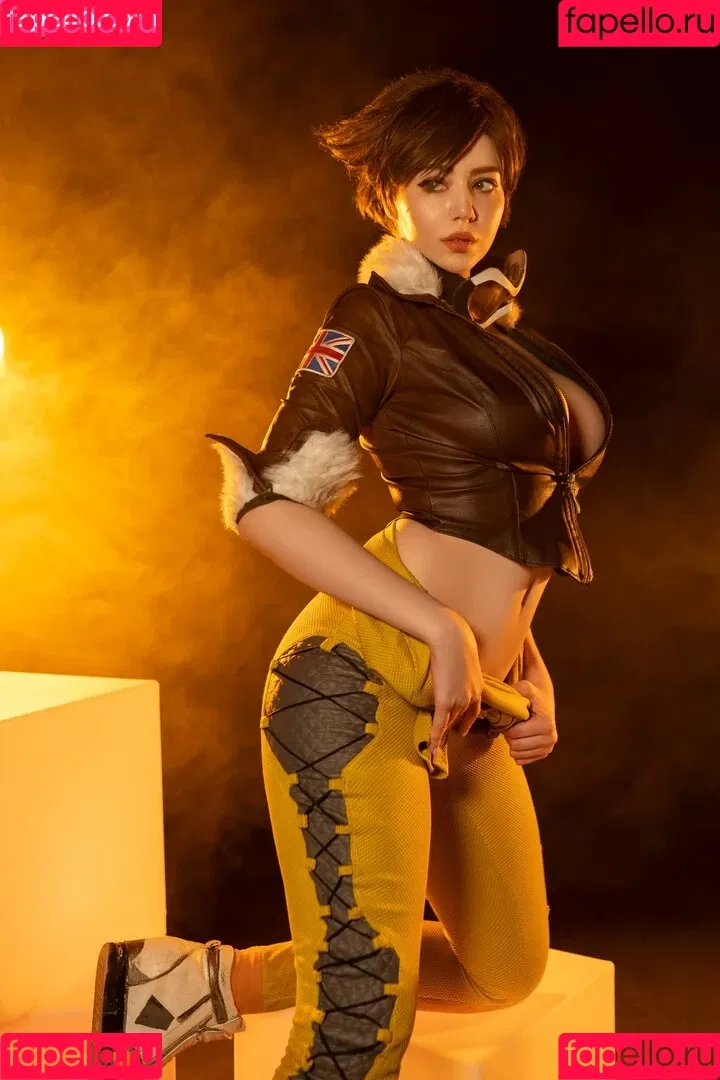 Alina Becker / AlinaBecker / abecker_cos / alina_becker / japp_leack Onlyfans Photo Gallery 