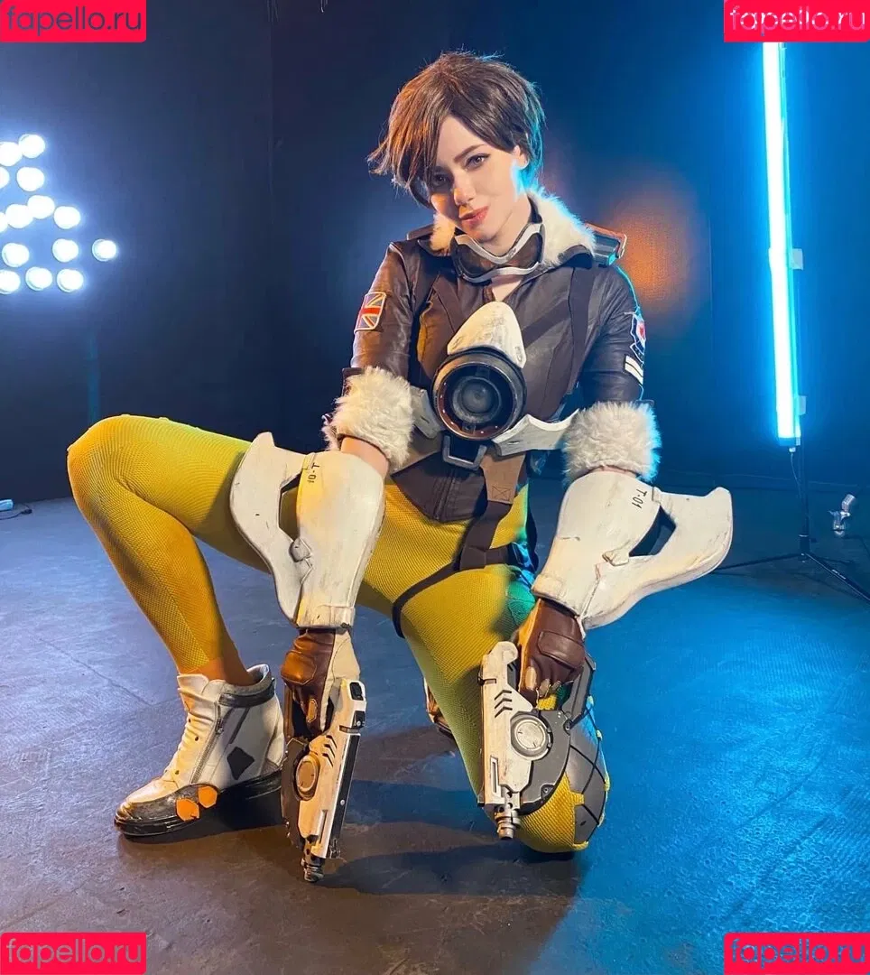 Alina Becker / AlinaBecker / abecker_cos / alina_becker / japp_leack Onlyfans Photo Gallery 