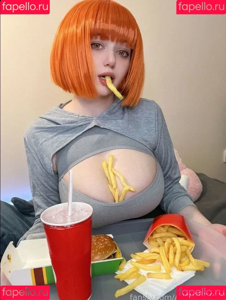 Alina Becker / AlinaBecker / abecker_cos / alina_becker / japp_leack Onlyfans Photo Gallery 
