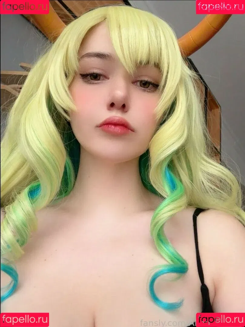 Alina Becker / AlinaBecker / abecker_cos / alina_becker / japp_leack Onlyfans Photo Gallery 