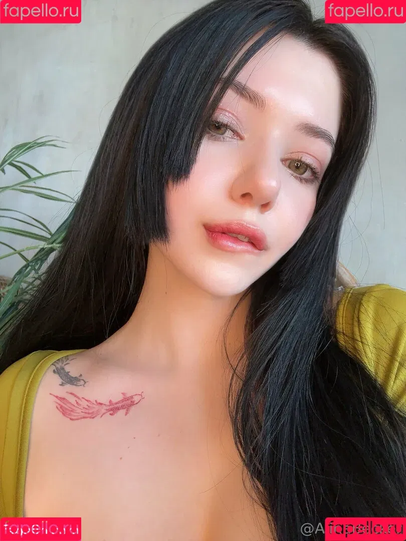 Alina Becker / AlinaBecker / abecker_cos / alina_becker / japp_leack Onlyfans Photo Gallery 