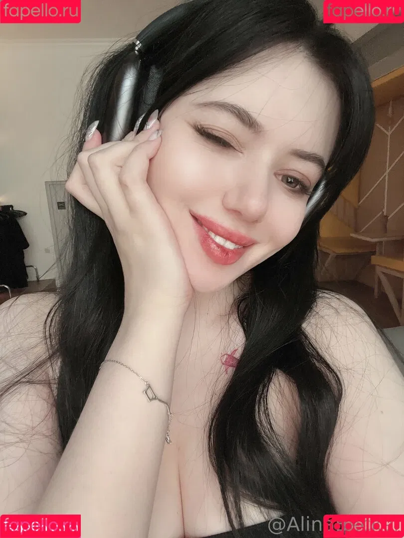 Alina Becker / AlinaBecker / abecker_cos / alina_becker / japp_leack Onlyfans Photo Gallery 