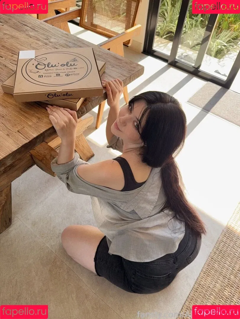 Alina Becker / AlinaBecker / abecker_cos / alina_becker / japp_leack Onlyfans Photo Gallery 