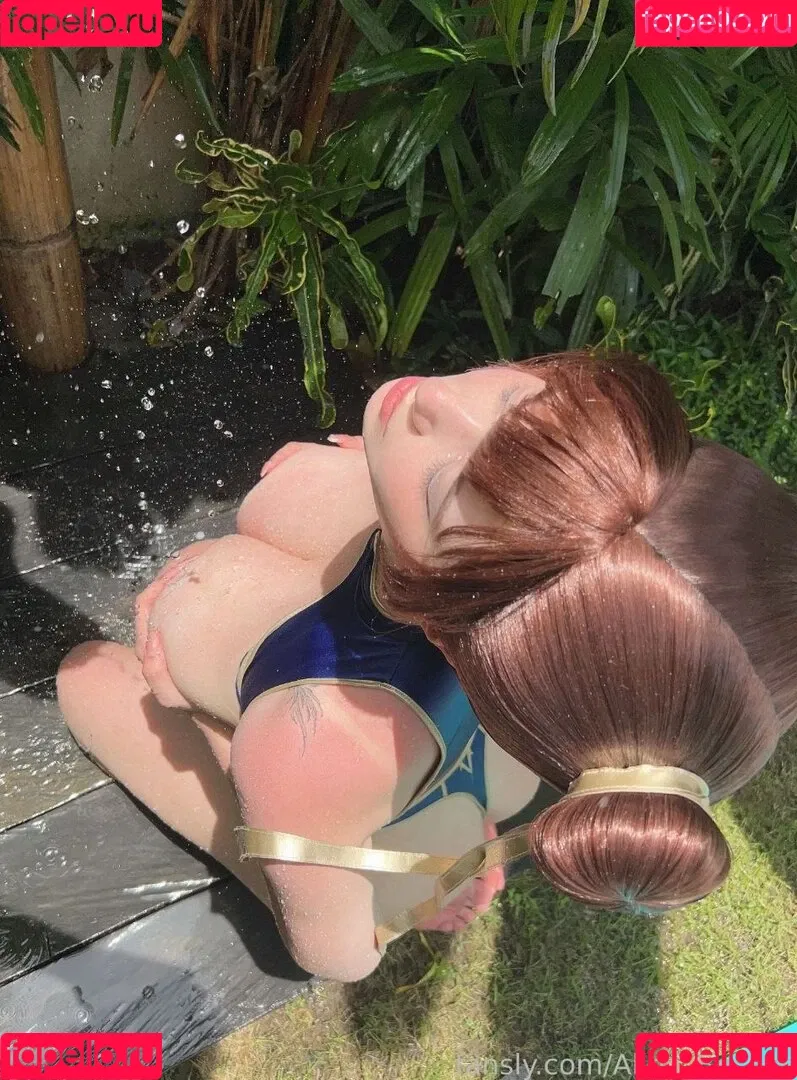 Alina Becker / AlinaBecker / abecker_cos / alina_becker / japp_leack Onlyfans Photo Gallery 