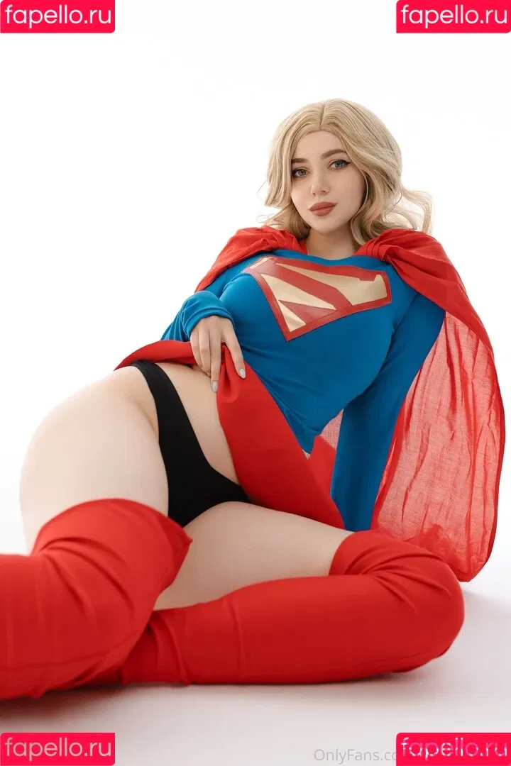 Alina Becker / AlinaBecker / abecker_cos / alina_becker / japp_leack Onlyfans Photo Gallery 