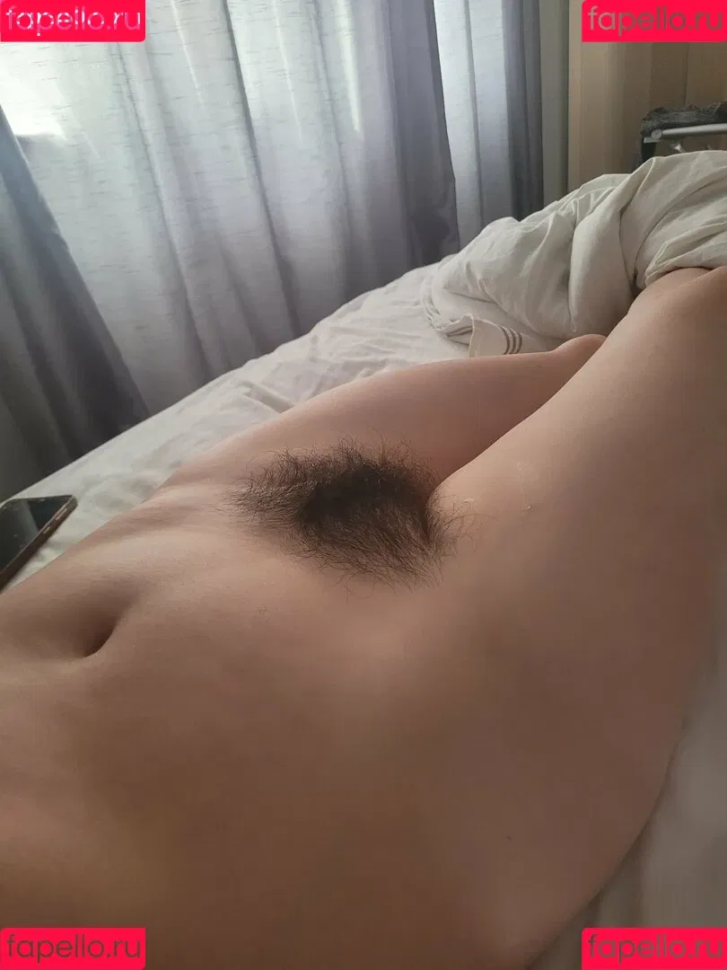 Bee / Trimalchio87 Onlyfans Photo Gallery 