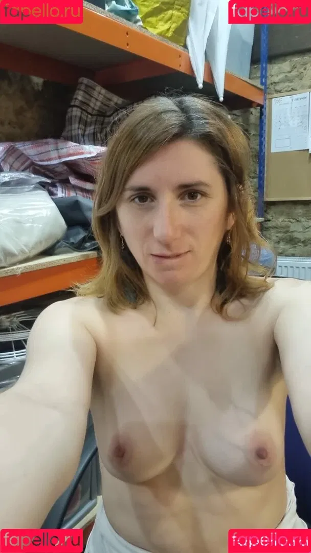 Bee / Trimalchio87 Onlyfans Photo Gallery 