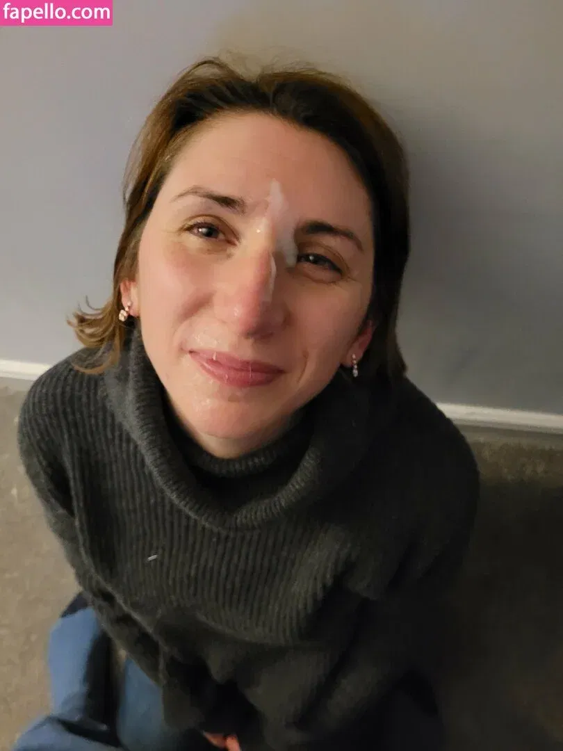 Bee / Trimalchio87 Onlyfans Photo Gallery 