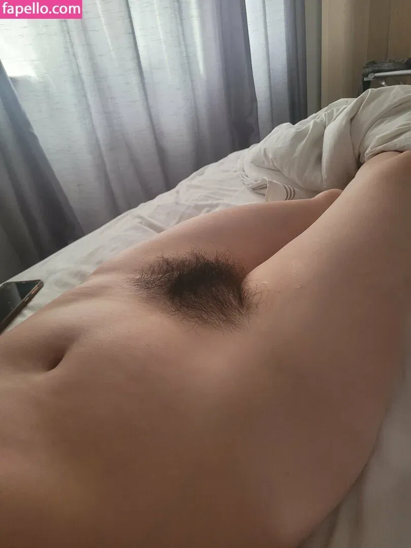 Bee / Trimalchio87 Onlyfans Photo Gallery 