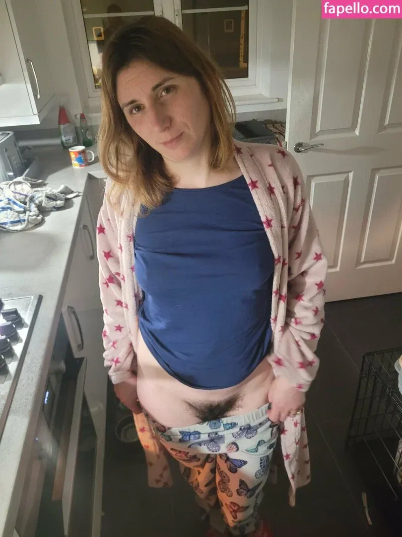 Bee / Trimalchio87 Onlyfans Photo Gallery 