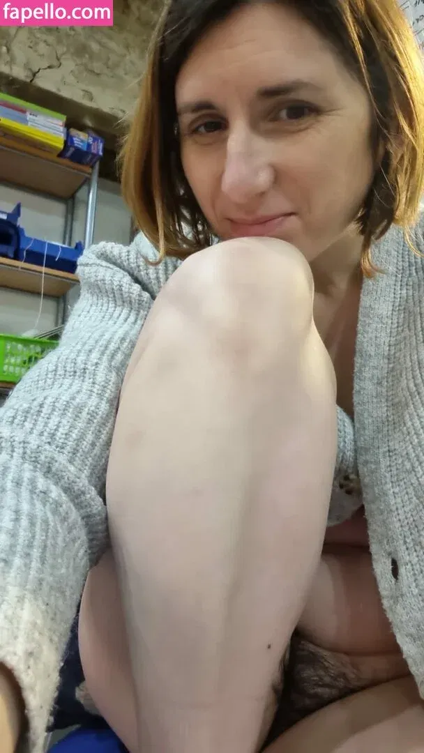 Bee / Trimalchio87 Onlyfans Photo Gallery 