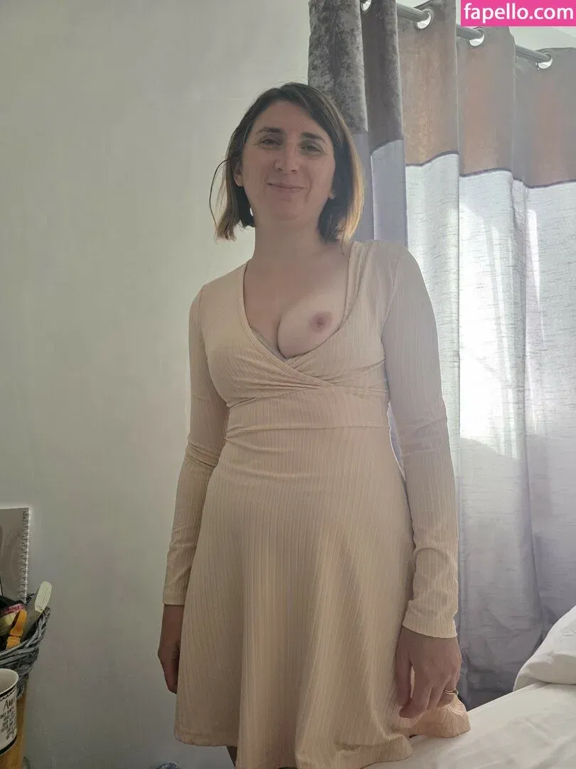 Bee / Trimalchio87 Onlyfans Photo Gallery 