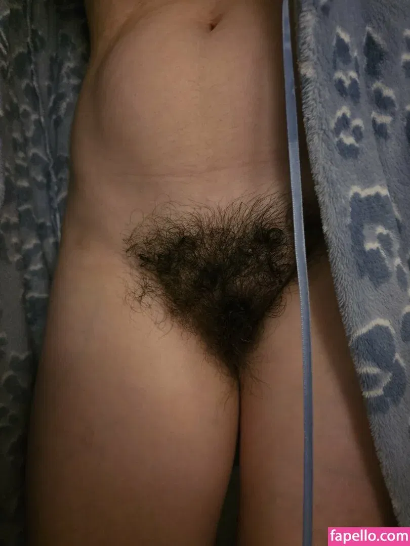 Bee / Trimalchio87 Onlyfans Photo Gallery 