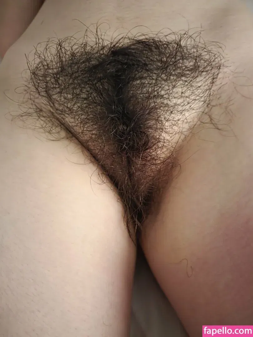 Bee / Trimalchio87 Onlyfans Photo Gallery 