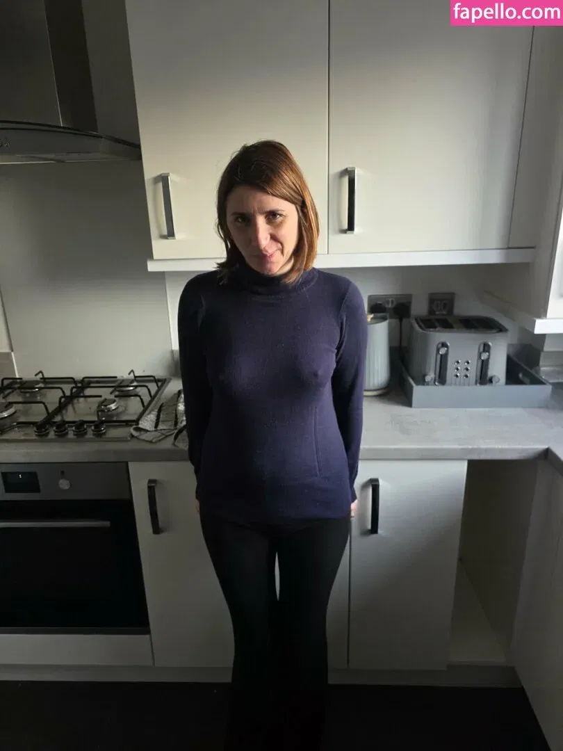 Bee / Trimalchio87 Onlyfans Photo Gallery 