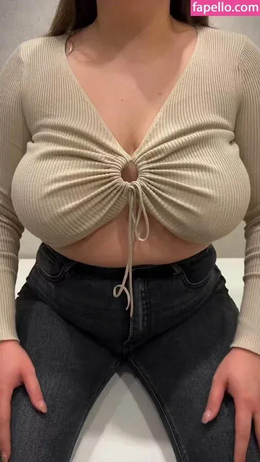 bustyfox1 / https: Onlyfans Photo Gallery 