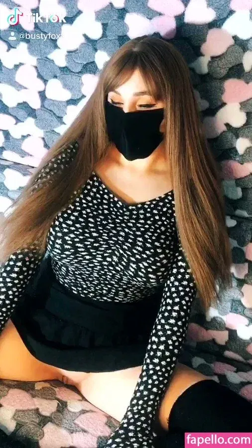 bustyfox1 / https: Onlyfans Photo Gallery 