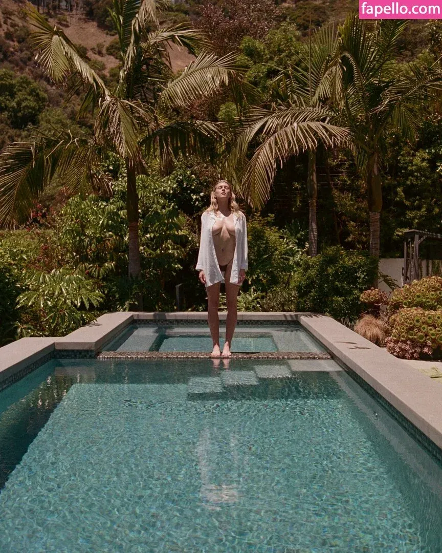 Bella White / bbellaawhite Onlyfans Photo Gallery 