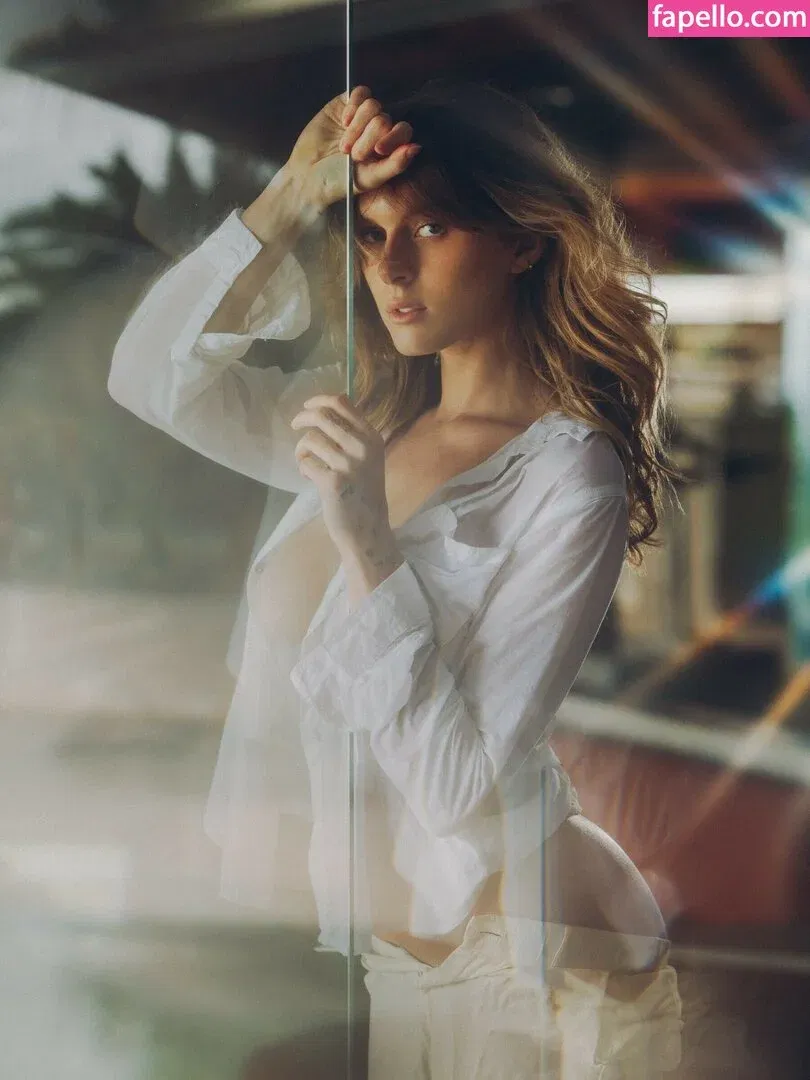 Bella White / bbellaawhite Onlyfans Photo Gallery 