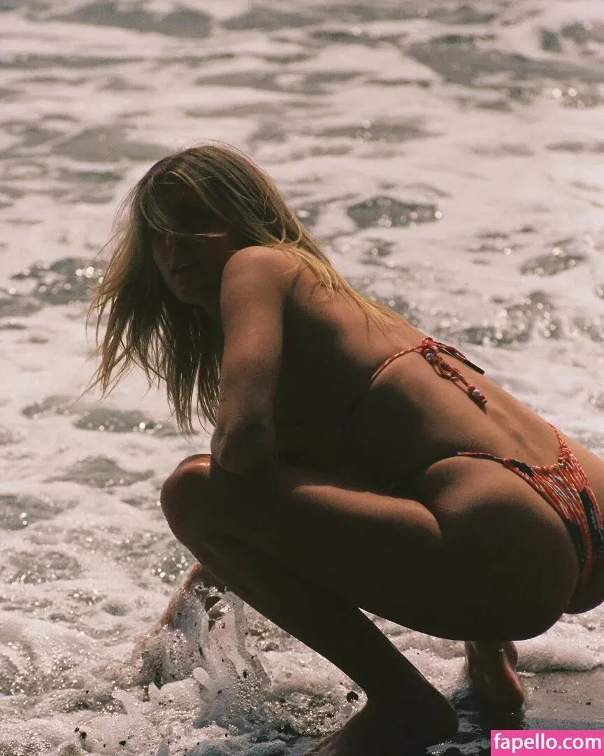 Bella White / bbellaawhite Onlyfans Photo Gallery 