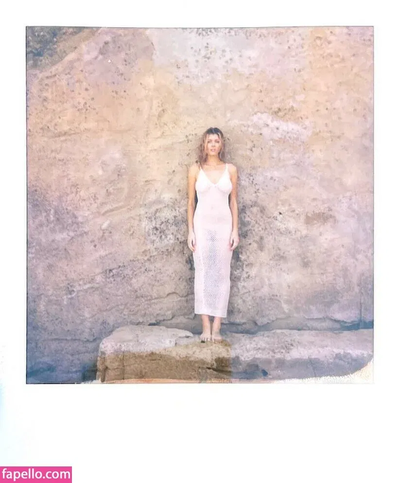 Bella White / bbellaawhite Onlyfans Photo Gallery 