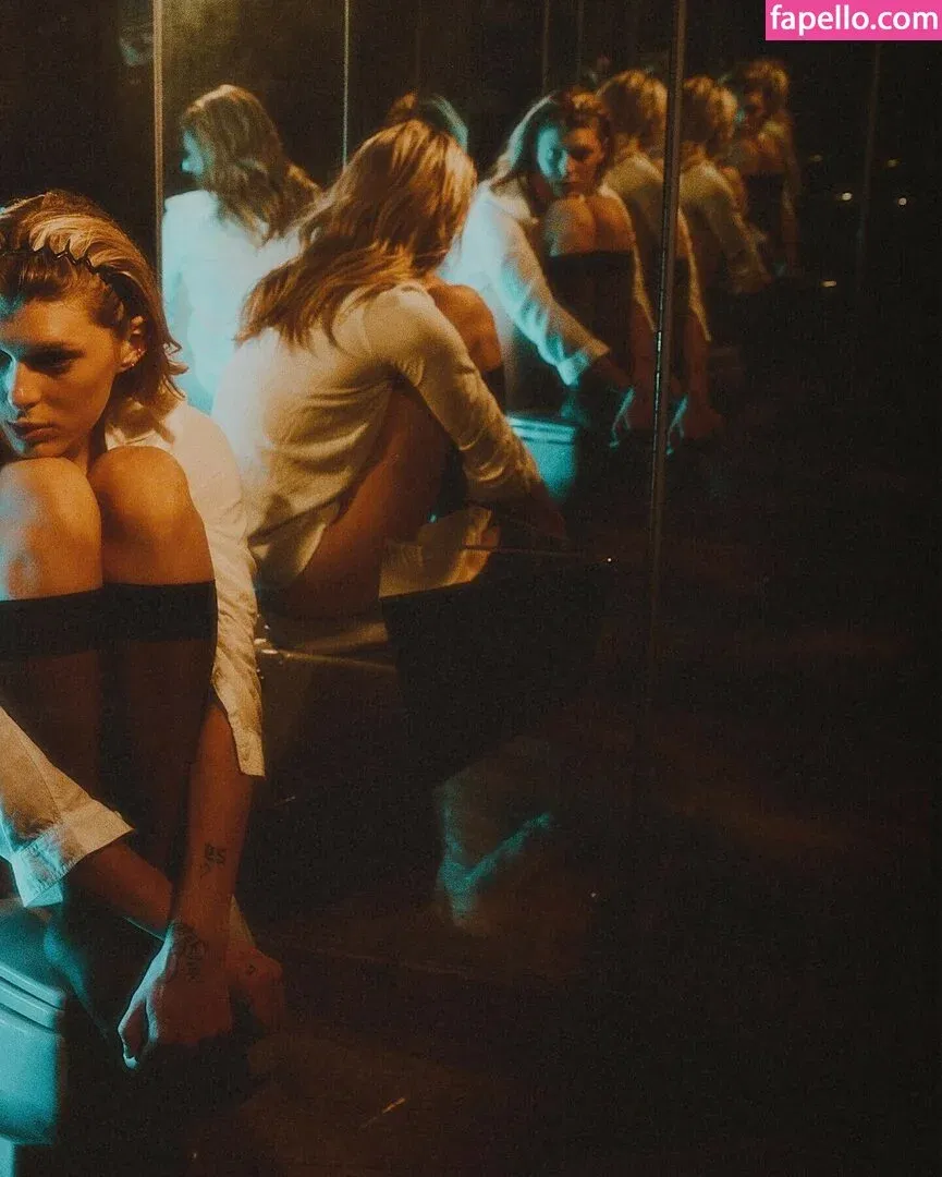 Bella White / bbellaawhite Onlyfans Photo Gallery 