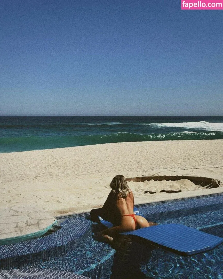 Bella White / bbellaawhite Onlyfans Photo Gallery 