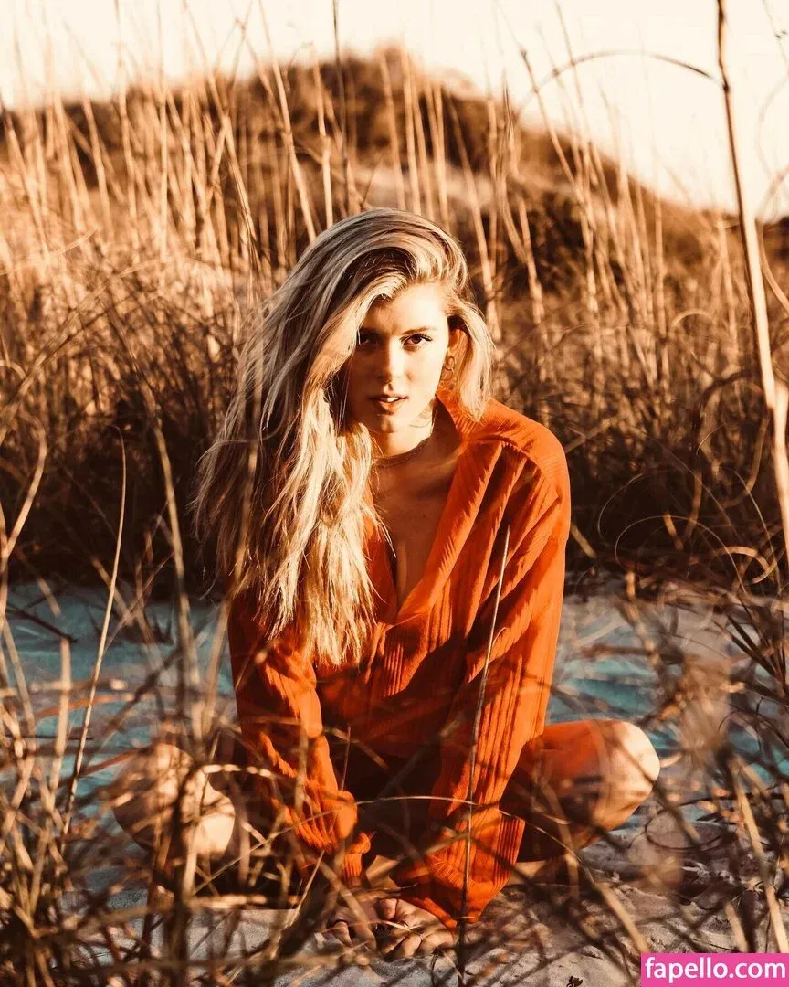 Bella White / bbellaawhite Onlyfans Photo Gallery 