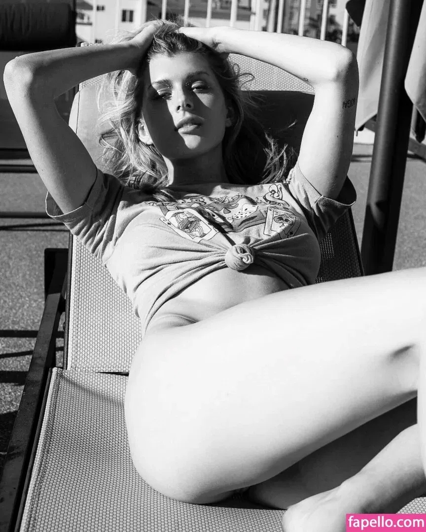 Bella White / bbellaawhite Onlyfans Photo Gallery 