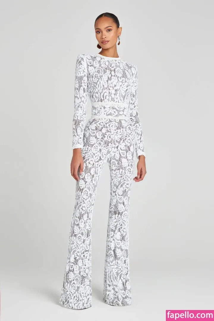 Bella White / bbellaawhite Onlyfans Photo Gallery 