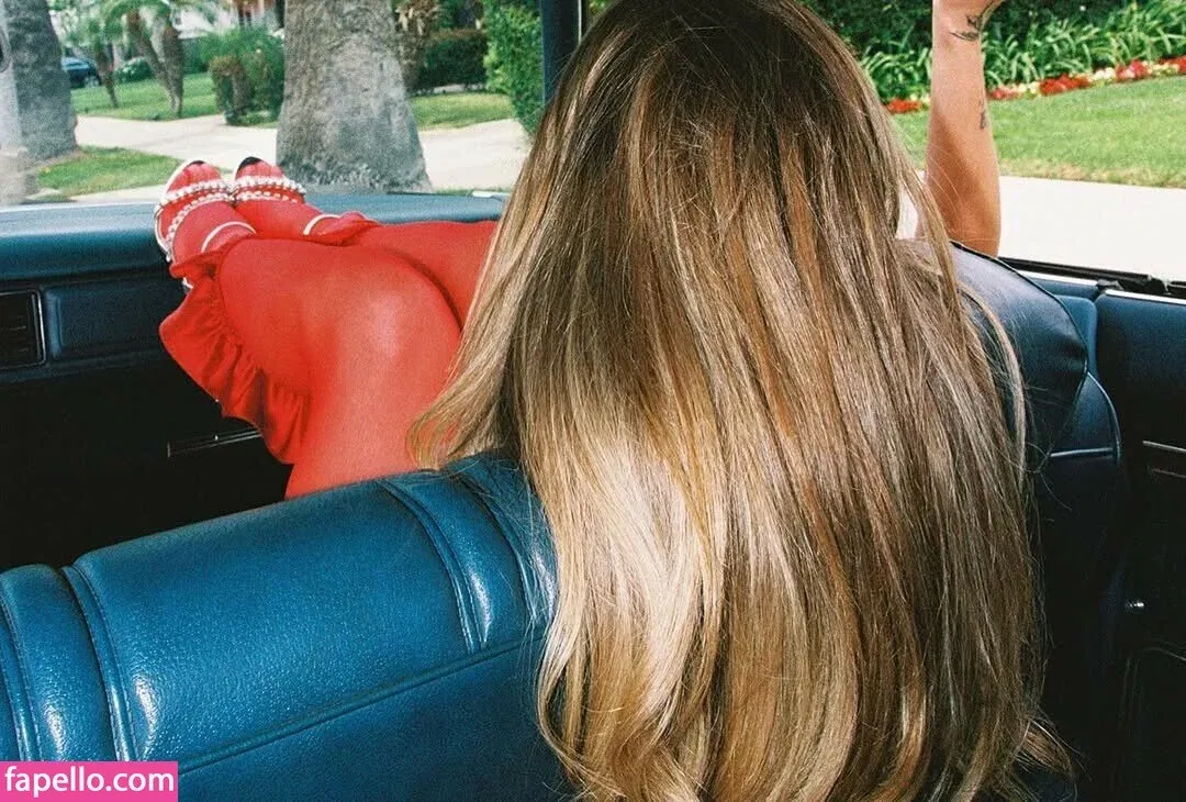 Bella White / bbellaawhite Onlyfans Photo Gallery 