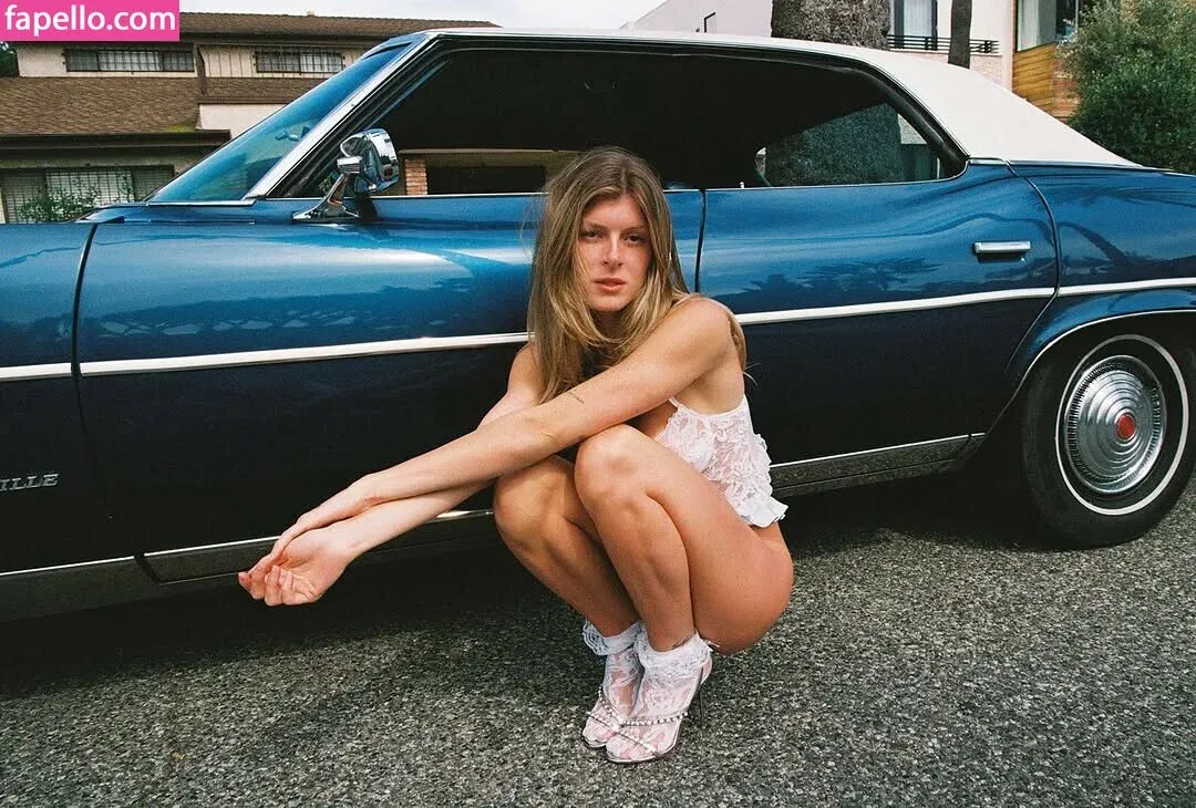 Bella White / bbellaawhite Onlyfans Photo Gallery 