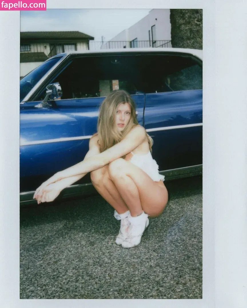 Bella White / bbellaawhite Onlyfans Photo Gallery 