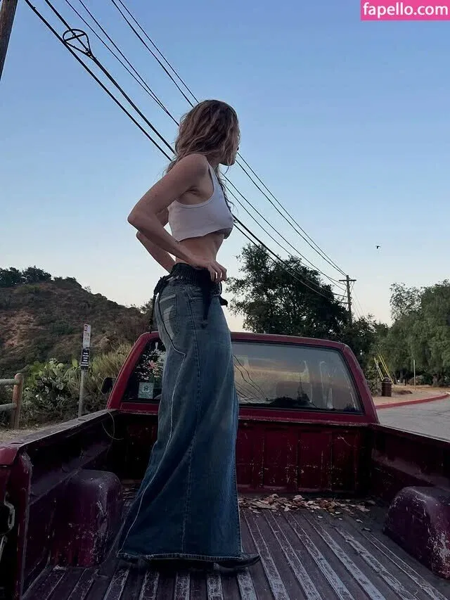 Bella White / bbellaawhite Onlyfans Photo Gallery 