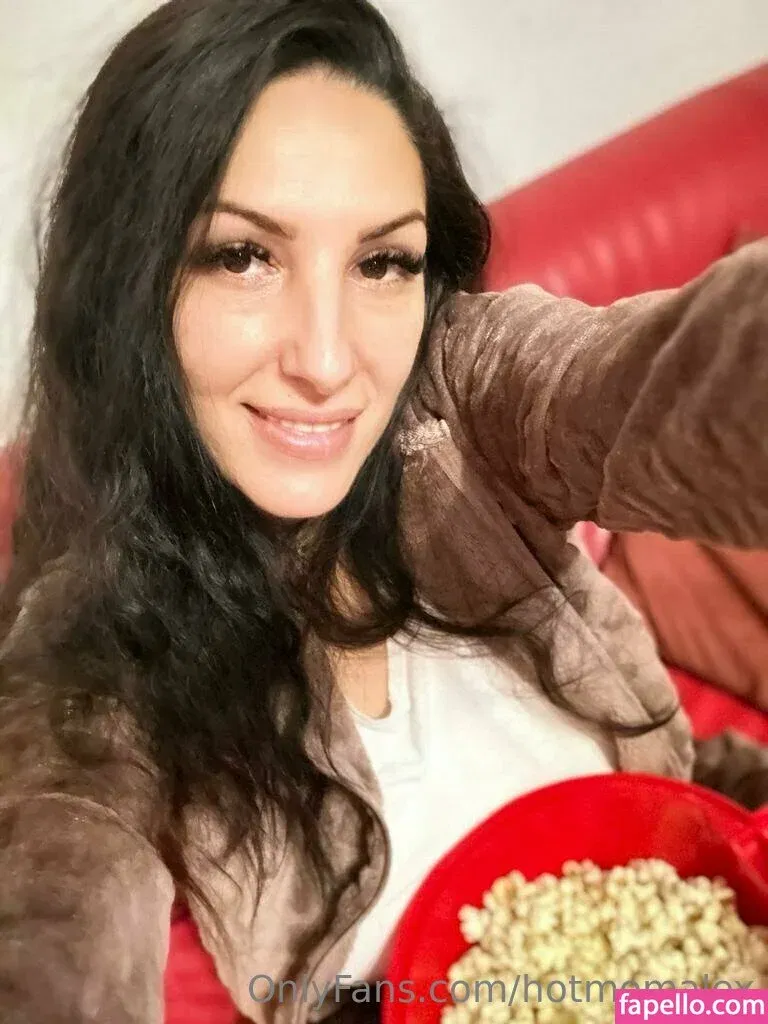 hotmomalex / hotmomalexxox Onlyfans Photo Gallery 