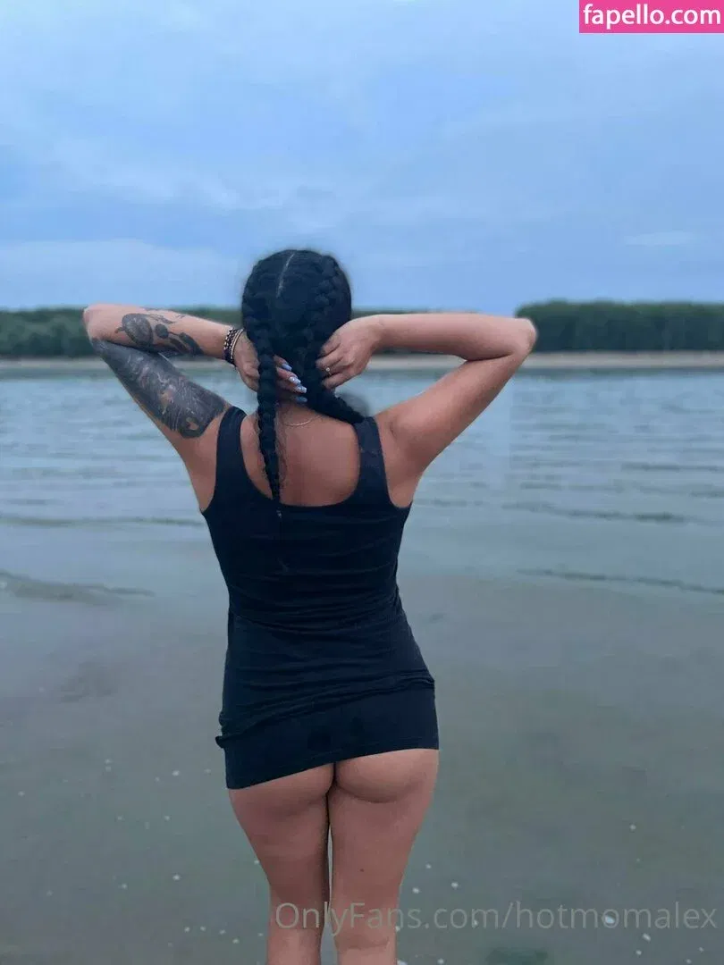 hotmomalex / hotmomalexxox Onlyfans Photo Gallery 