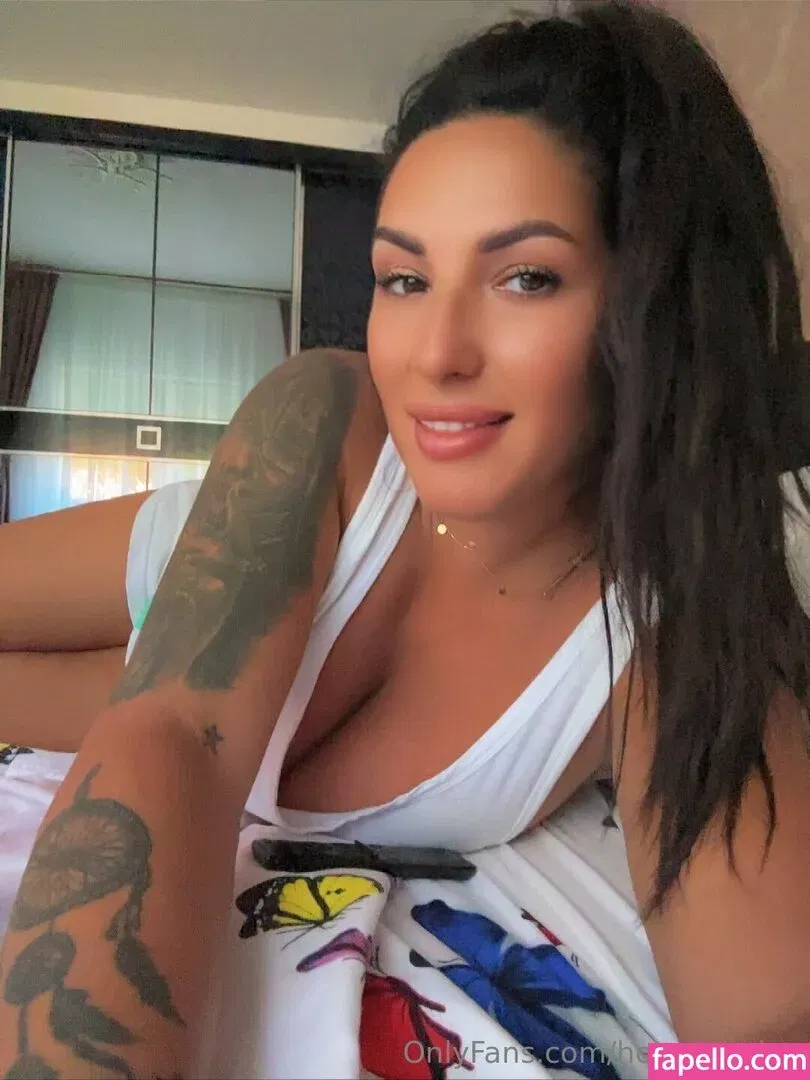 hotmomalex / hotmomalexxox Onlyfans Photo Gallery 