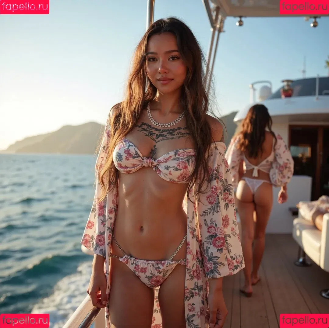Bella Poarch / bellapoarch / bllapoarch Onlyfans Photo Gallery 
